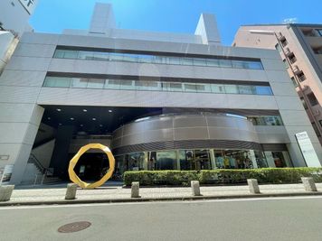 ビジョンセンター横浜（西口） 3F 306室の外観の写真