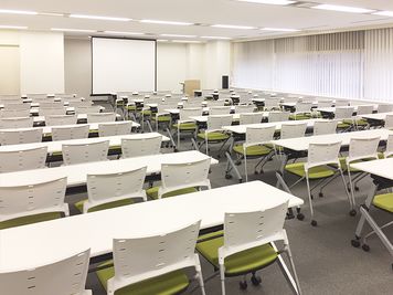 研修・セミナー・社内会議に最適|設備充実の都心会議室。スタッフ常駐で安心。 - ビジョンセンター横浜(西口)