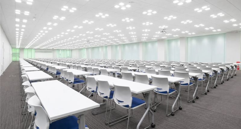 3F Grand Hall - ビジョンセンター横浜駅東口(Kアリーナ横浜 前)