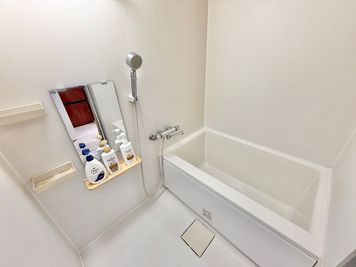 シャワー室は有料オプションです🚿
ボディーソープ、リンス、シャンプー完備
※タオルは各自で持参して下さい - 【広スペ】武蔵小杉 武蔵小杉の広いレンタルスペースの設備の写真