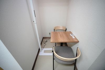 <大手町Terrace 2名席No.7>西小倉コワーキングスペース✨光回線Wi-Fi📶会議/打ち合わせ/テレワーク/作業/自習 - 【大手町Terrace】