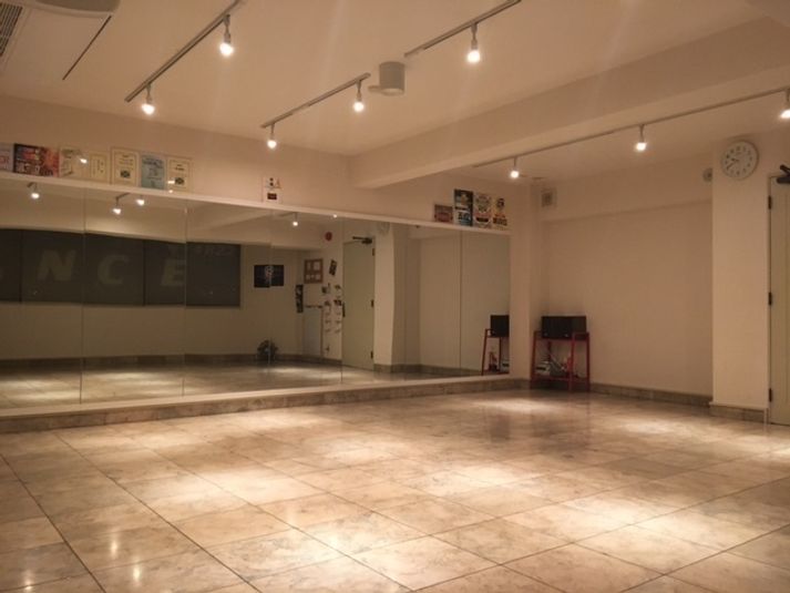 Dance Studio Broomstick レンタルスタジオの室内の写真