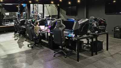 1F / PCエリア - UAI（USEYA ADVANCED INDUSTRY） 多目的レンタルスペースの室内の写真