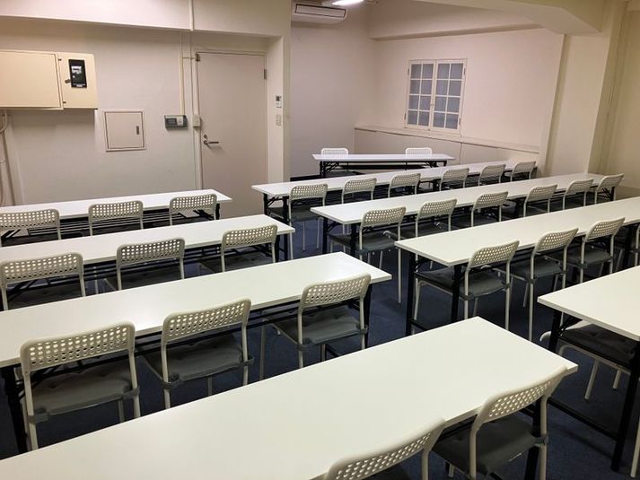 4B会議室 - スタンダード会議室 神田錦町店No.1