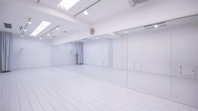 【NEW】レンタルスタジオ ダンス・ヨガ 堺筋本町駅徒歩5分 - 244ダンススタジオ堺筋本町