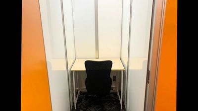 一人用個室【TS-R17】✨会議室より安い!🙋お一人様専用個室🏢静かな環境での勉強、テレワークにピッタリ! - 西新宿ライズオフィス2nd