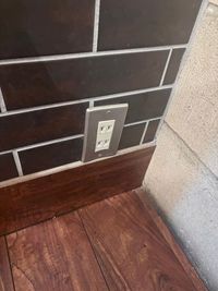 コンセント - ターリー屋　新宿三井ビル店 テーブル4名席のその他の写真