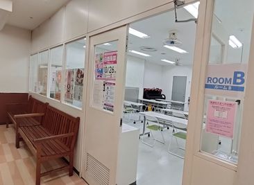 イオンカルチャークラブ西神中央店 レンタルスペース 　スタジオAの入口の写真