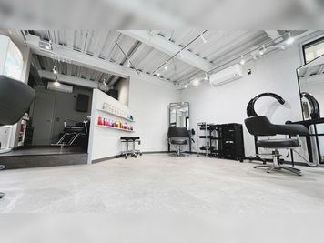 Hair Salon A 美容師研究所 【ちょこっと利用OK】東大和市のシェアサロンの室内の写真