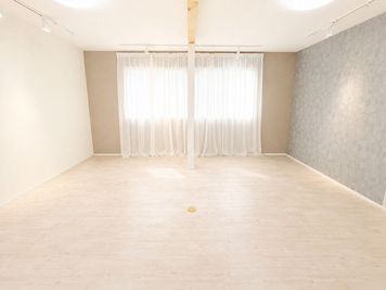 【JR塚口徒歩1分¦ナチュラルテイスト¦無料Wi-Fi¦プロジェクター】撮影会📸ワークショップ、女子会やママ会も - RENTALROOM studio tetote