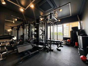 5in1ラック、スクワットマシン - Kayo's fitness  Kayo's fitness/レンタルジム歌舞伎町の設備の写真