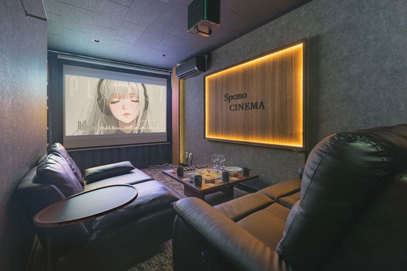 555_SpemoCINEMA新橋2ndの室内の写真