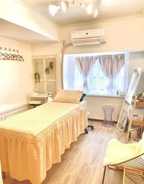 レンタルサロンMint 【４０３】(旧 Rocca) 名古屋 レンタルサロン│金山駅２分✨完全個室✨地域最安値！の室内の写真