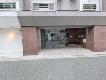 金山駅徒歩圏内。アクセス良好な立地です - 名古屋金山ハイホーム 金山レンタル会議室　ポーテの外観の写真