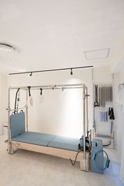 rental pilates studio CARAT レンタルピラティススタジオ CARATの室内の写真