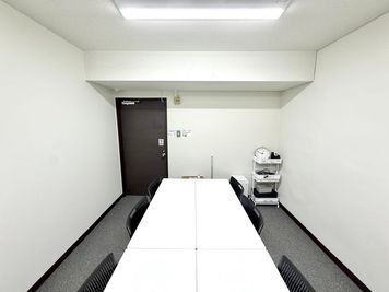 ハコカル心斎橋の室内の写真