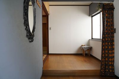 玄関入ってすぐの景色 - S/O（Stop Over）A room of BREMENS 平屋古民家の一棟貸スペースの入口の写真