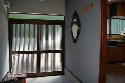 S/O（Stop Over）A room of BREMENS 平屋古民家の一棟貸スペースの入口の写真