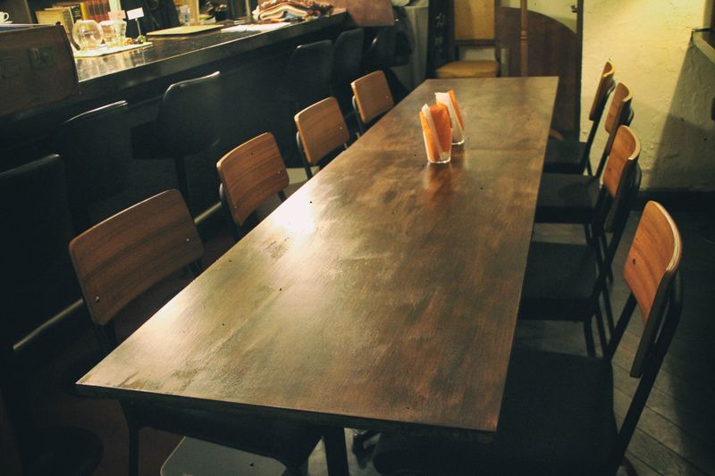 1F cafe - Leaning Cafebar 金魚