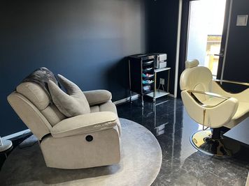 空間プロが作った洗練されたハイビジュアル空間、新築のお部屋でおしゃれな家具、LuxurSweetBeauty - Luxury Sweet Beauty