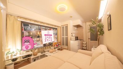 552_CINEMA大阪テーマパーク前の室内の写真
