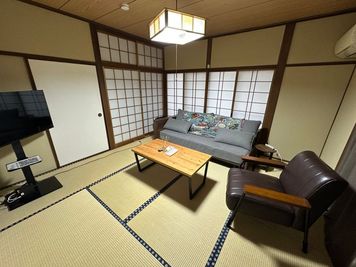 駅から徒歩10分以内！戸建てのレンタルスペースです！様々な用途でご利用頂けます！ - miyabi stay room