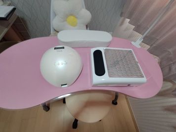 minoriba_喜連瓜破駅東店 レンタルサロン　ネイルスペースの室内の写真
