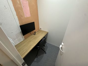 【名古屋駅西口徒歩1分】完全個室のモニター付き1名個室 No.301 - いいオフィス名古屋駅西口 by グリーンライト