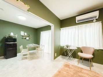 Sunny Hive 上新庄　まっちゃ レンタルスペースの室内の写真