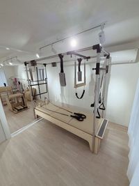 【外苑前駅3分×マシンピラティスレンタルスタジオ/25㎡で広々】駅近 備品充実 木目調 清潔感のあるプライベートスタジオ - Pilates Studio Lui 外苑前店