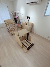 チェア - Pilates Studio Lui 外苑前店 【基本プラン】キャフォーマー・チェア・バレル完備の設備の写真