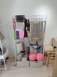 備品置き場 - Pilates Studio Lui 外苑前店 【基本プラン】キャフォーマー・チェア・バレル完備の設備の写真