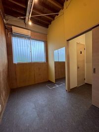 女性用更衣室・男性用更衣室をそれぞれ完備しています。 - 柔軟・ストレッチ教室「ぐにゃラボ 木更津」 スタジオB（1階）のその他の写真