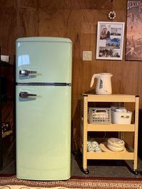 冷蔵庫と電気ポット - 柔軟・ストレッチ教室「ぐにゃラボ 木更津」 スタジオB（1階）の室内の写真
