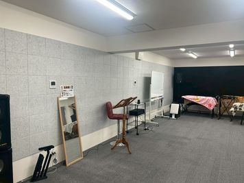 Marusho Music Studioの室内の写真