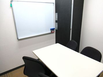 オフィスパーク　名駅プレミア会議室 オフィスパーク　名駅プレミア会議室　302の室内の写真