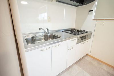 キッチン - レンタルサロンSHIFT元住吉ルームAの室内の写真