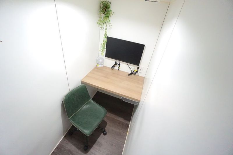【BIZ DESK 新横浜】 BIZ DESK 新横浜No.2の室内の写真