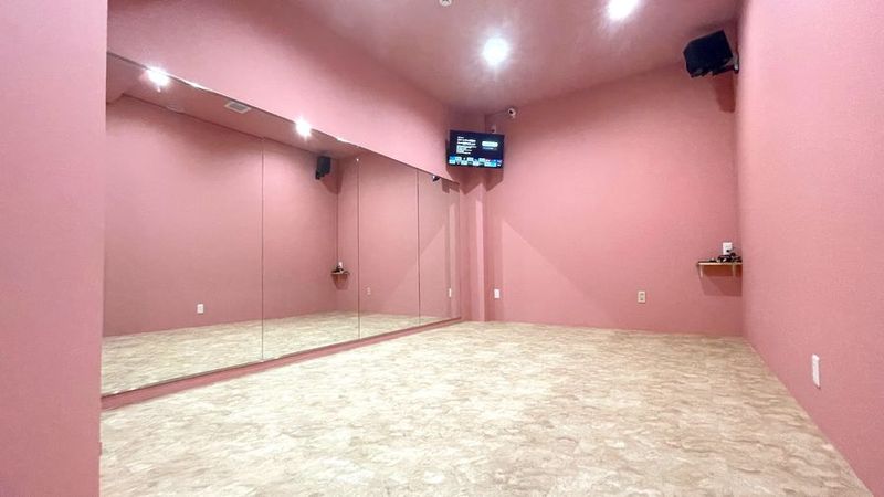 Studio C(ピンク):定員5名 - STUDIO ZERO 相模大野店