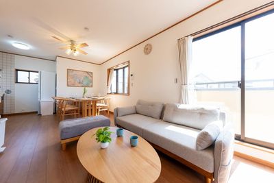KUGENUMA COAST TERRACE 【鵠沼海岸】湘南ナチュラルキッチン｜料理教室・ママ会・撮影に最適の室内の写真
