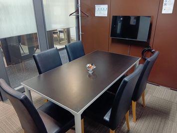 【仙台駅西口徒歩2分】高速Wi-Fi・フリードリンク完備!スタッフ常駐で安心!ステージライン_会議室3 - シェアオフィス・コワーキングスペース ステージライン仙台駅前