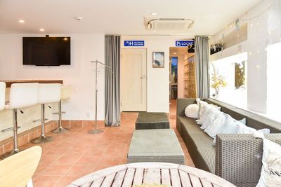 鎌倉Cafe-ANANA 鎌倉cafe-ANANA　3F+屋上の室内の写真
