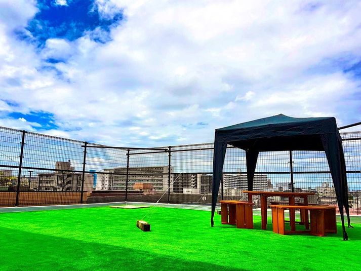 SKH BBQキャンプフィールド - SKHビル