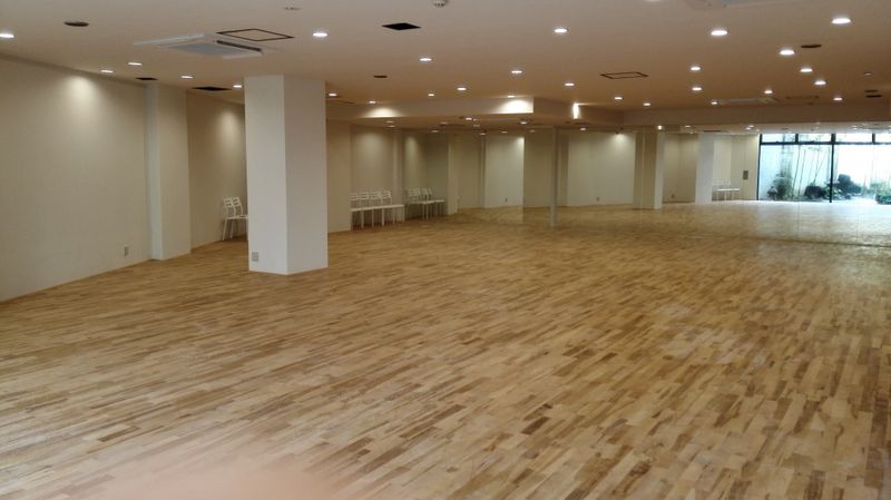 ダンススタジオ - ダンスホールムーチョ
