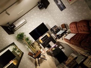 レンタルスペース　Healing Shot カラオケ有　リフレッシュルーム　9時～21時の室内の写真