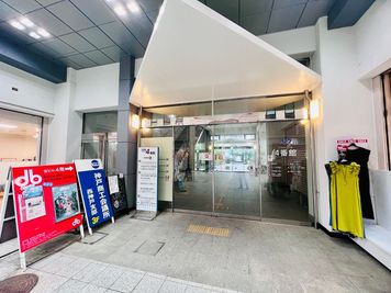 【外観】アスタくにづか4番館の入り口です。 - ArtTheater dB KOBEの外観の写真