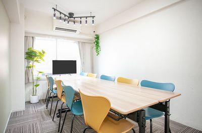 KS12新宿　会議室 ★NewOpen★新宿西口駅から徒歩10秒!貸会議室KS12新宿の室内の写真