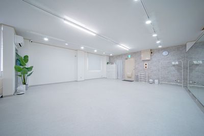 ダンスや撮影にも使いやすい空間です。 - レンタルスタジオ　Field 六本松店の室内の写真