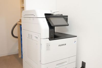 複合機の利用が可能です。
 - Share Office Hello! コワーキングスペース｜ドロップインの設備の写真