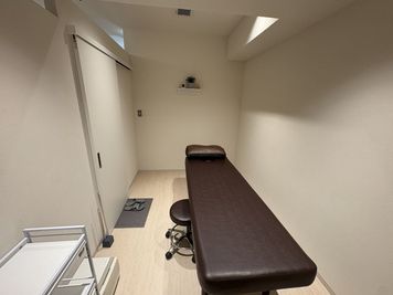 THE SALON by HOGUGU ROOM1の室内の写真